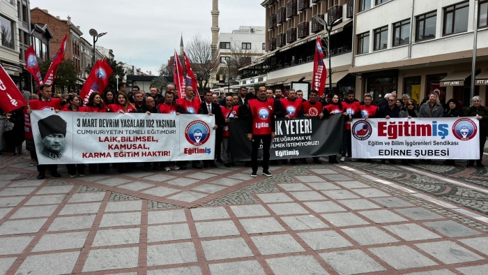 ÖĞRETMENLER 2 GÜN KALEM BIRAKTI: “ARTIK YETER! ŞİDDETE UĞRAMAK VE ÖLDÜRÜLMEK İSTEMİYORUZ!”